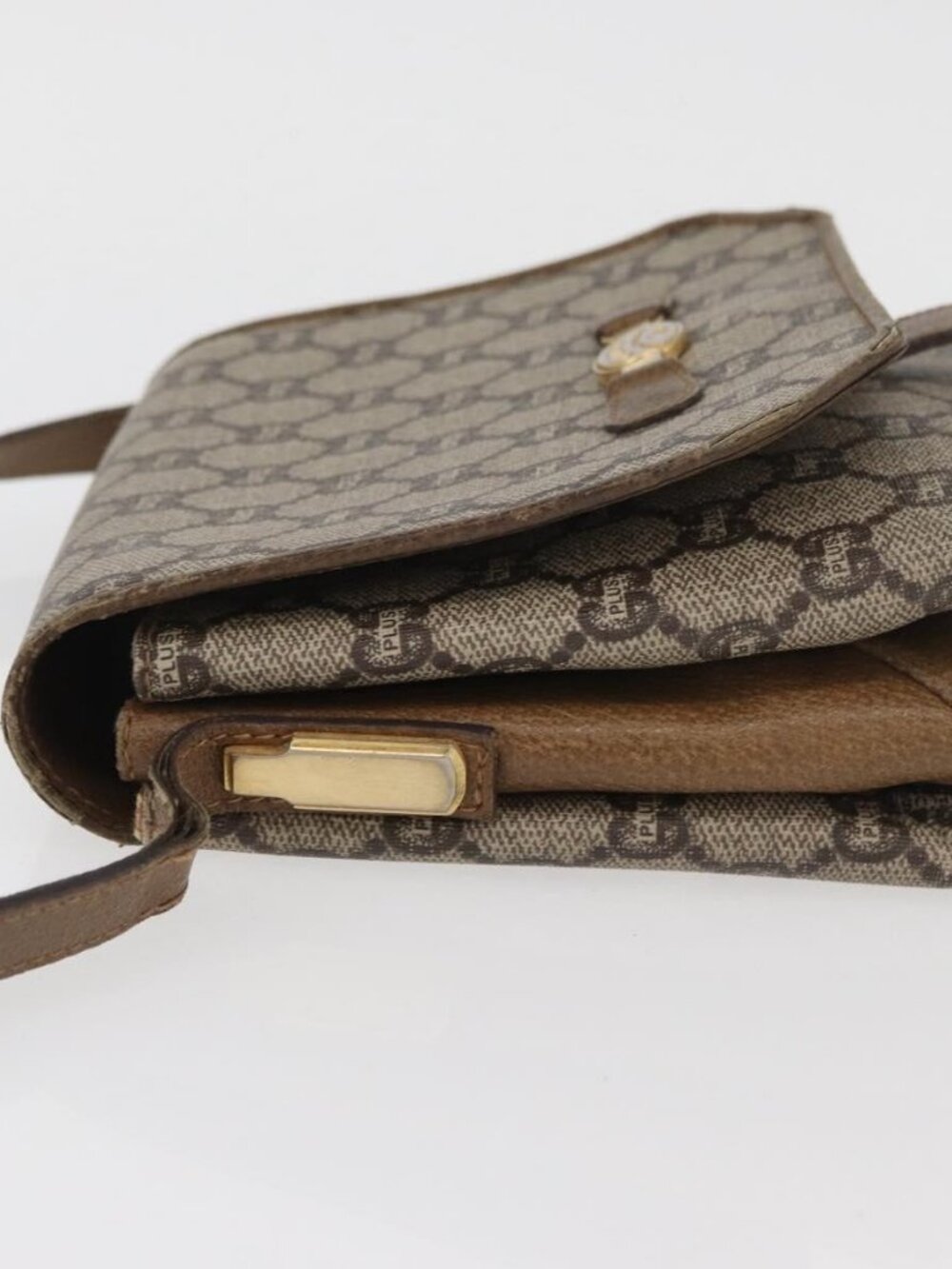 GUCCI GG Plus Supreme Shoulder Bag PVC Beige Gold Auth ka3753 - Picture 4 of 16
